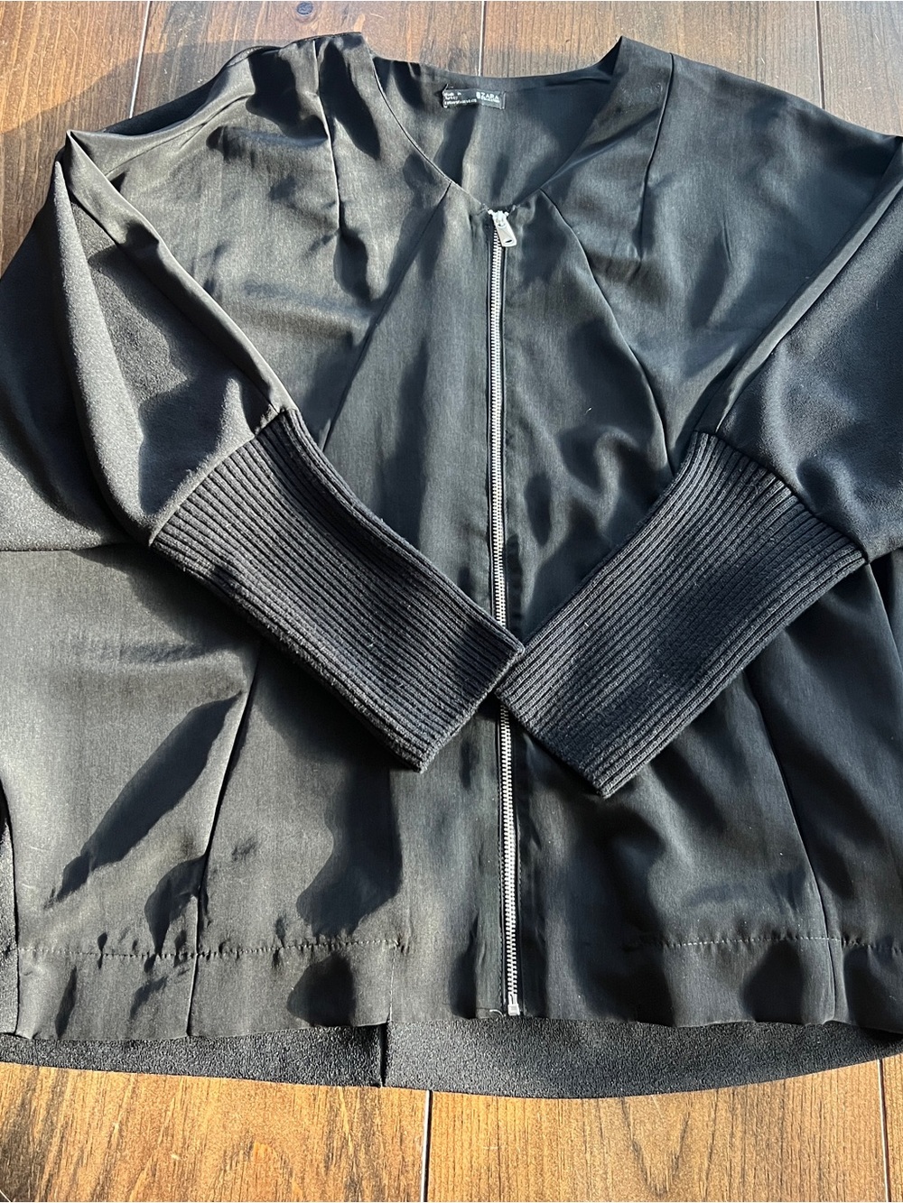 Zara Woman’s batwing-sleeve zip-up jacket-medium
